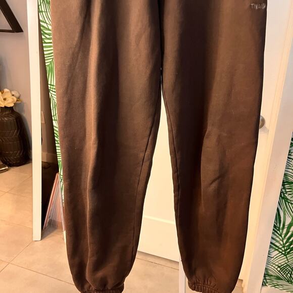 Aritzia TNA Brown Sweatfleece Boyfriend Fit Joggers XS - Picture 4 of 12
